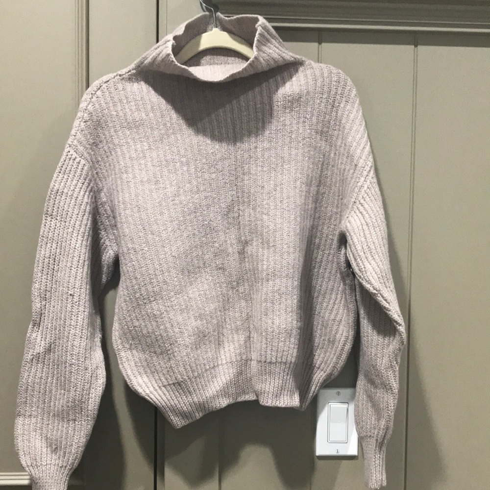 Aritzia Wilfred Montpellier Sweater